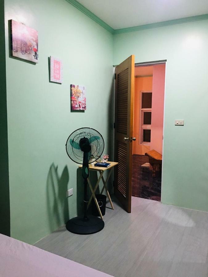 Sephreen Home Stay サンフアン エクステリア 写真