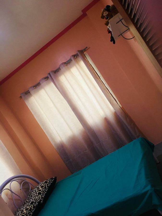 Sephreen Home Stay サンフアン エクステリア 写真